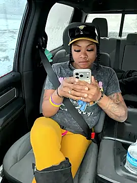 HaloRodeoLover2 online show from March 12, 5:26 pm