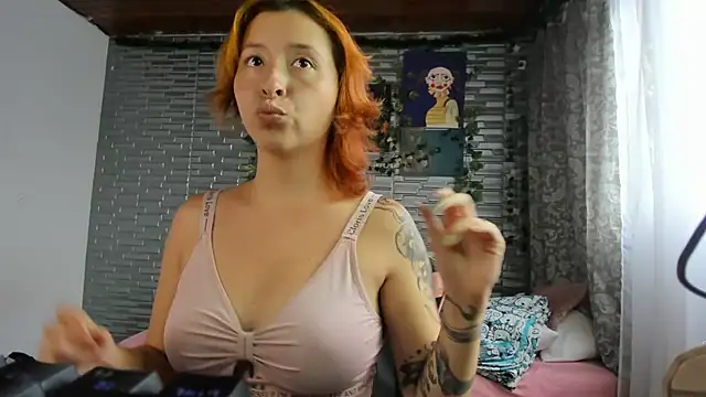 Ginger Sweetty online show from October 27, 6:24 pm