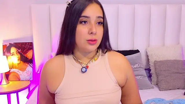 ValenScott1 online show from May 21, 12:47 pm
