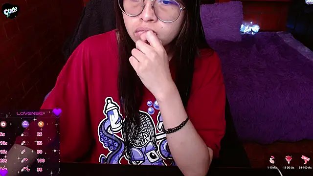 MidoriQuiinn online show from May 8, 4:21 pm