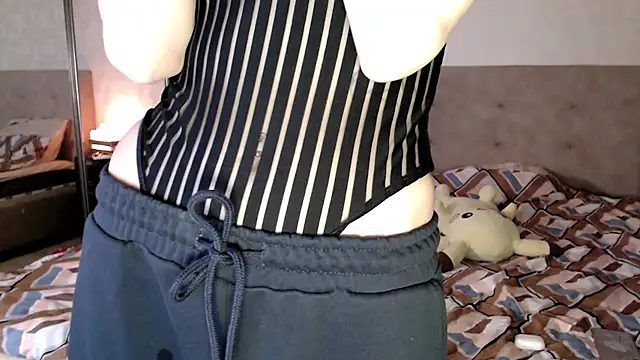 -Yummybabes- online show from May 21, 5:00 pm