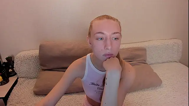 secret dreams   online show from November 24, 5:37 pm