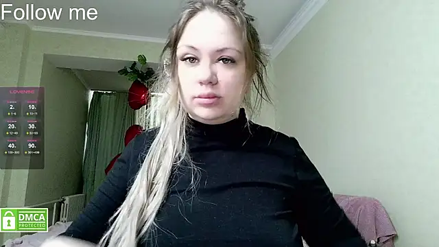 elven dreams  online show from February 21, 7:09 am