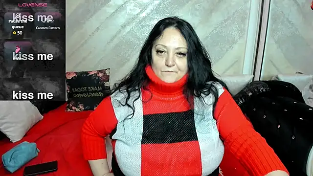 lady lauren online show from December 15, 4:50 am