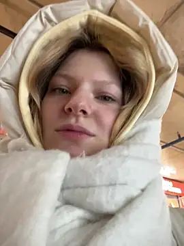 MaryHiggins online show from February 15, 12:37 pm