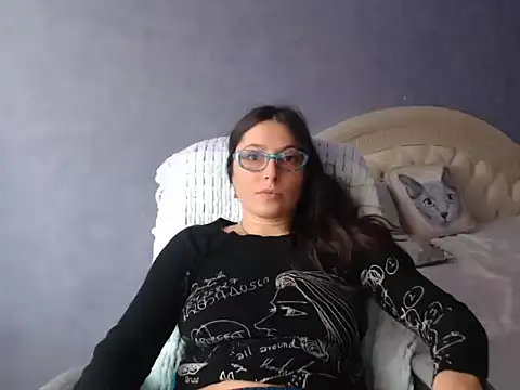 LisaAngel23 online show from October 3, 10:53 am