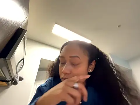 RylHoneyy online show from January 15, 10:38 pm