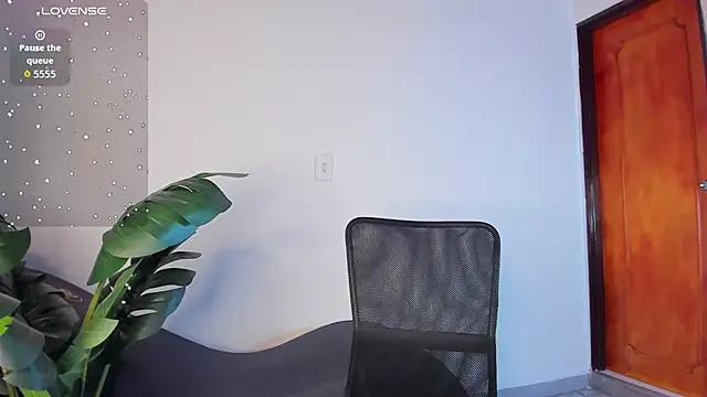 annita lopez online show from October 10, 12:04 am