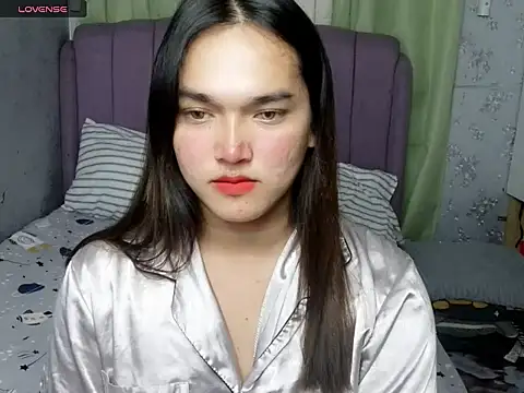 MoaningKylie online show from April 13, 1:12 pm