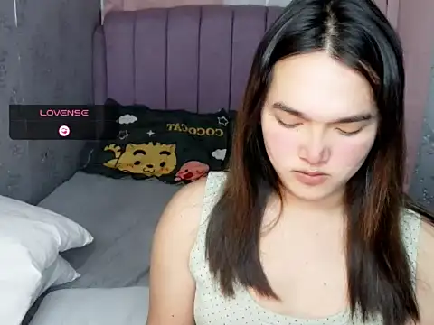 MoaningKylie online show from March 5, 4:52 am