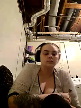 Randomness440 online show from August 4, 2:06 am