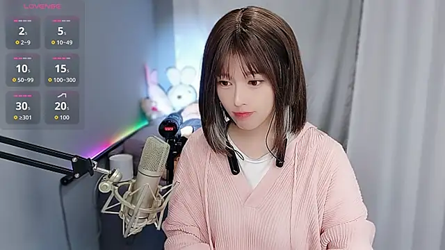 tw lala online show from February 3, 4:45 pm