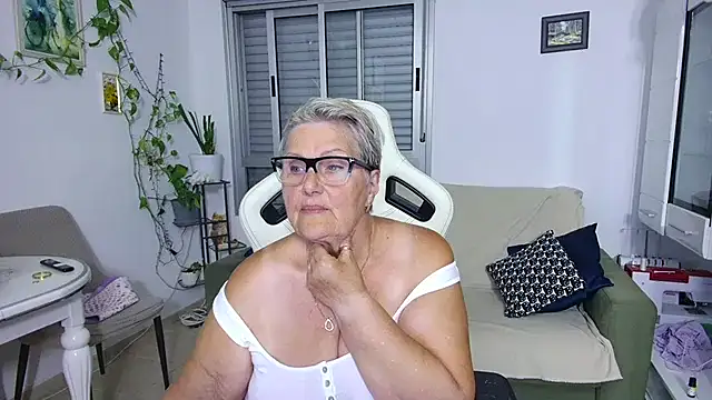 Selenna57 online show from May 23, 5:11 pm