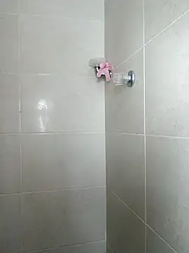 nashiira  online show from February 2, 9:47 pm