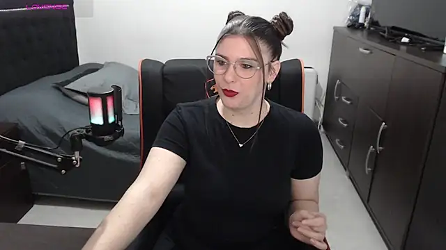 xxbbtaa online show from May 13, 8:03 pm