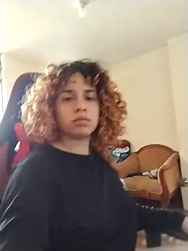 EmmaMelissa0521 online show from March 29, 5:45 pm