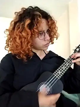 EmmaMelissa0521 online show from February 12, 8:32 pm