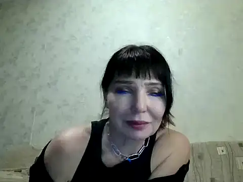 JeaneDavis online show from May 10, 7:27 pm