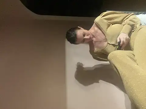 Flossy Vettie online show from March 20, 5:51 pm