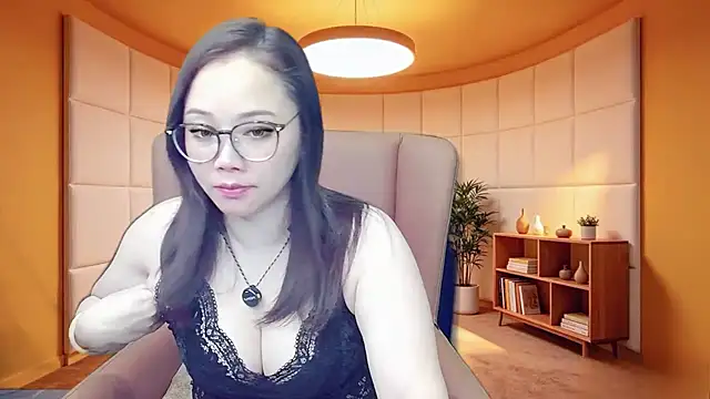 Dolcegattina 521 online show from May 14, 7:19 pm