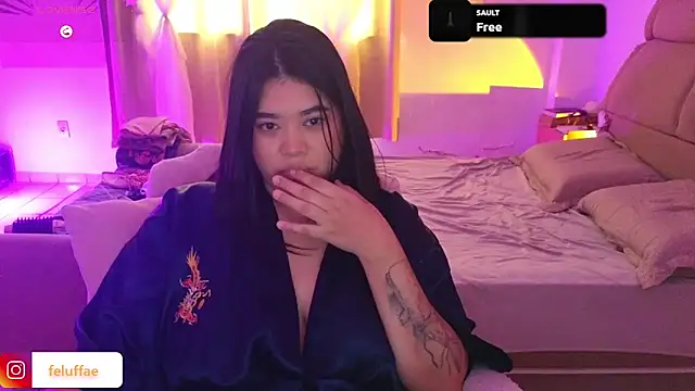 feluriana online show from April 18, 6:43 pm