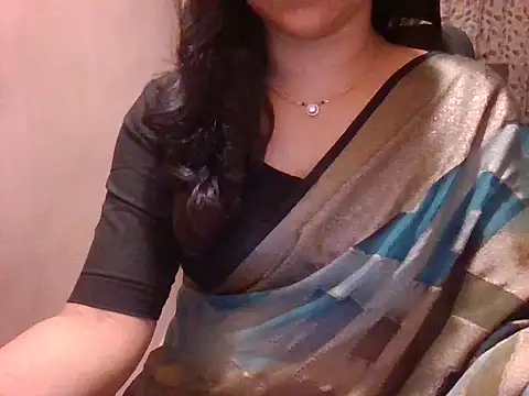 Pinky 4 online show from May 5, 6:55 pm
