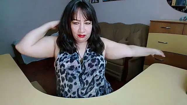 Lucretia Goldi  online show from October 29, 10:12 pm