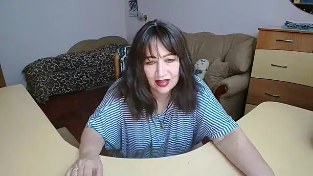 Lucretia Goldi  online show from November 15, 9:38 pm