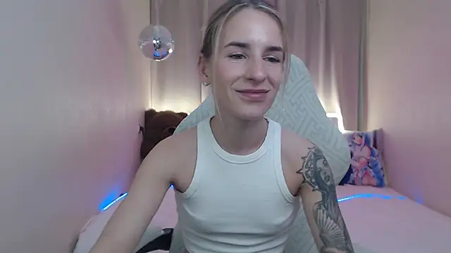 DeboraHorny online show from May 24, 6:34 am