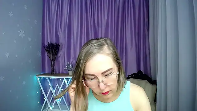 queen a n i online show from May 7, 9:46 am