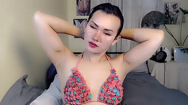 beatrice 21 online show from November 2, 4:27 am