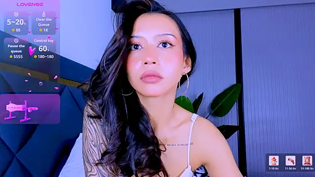 Mia Tin online show from May 28, 10:35 am