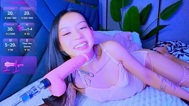 Mia Tin online show from March 28, 7:57 pm