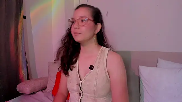 BUUNNY BELLA online show from May 9, 7:49 pm