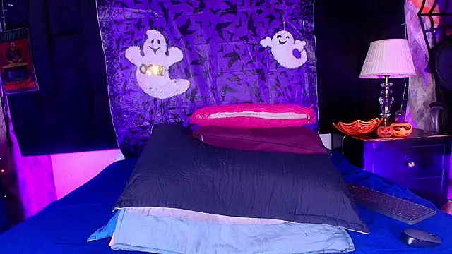 shelsyloreds online show from October 15, 11:57 am