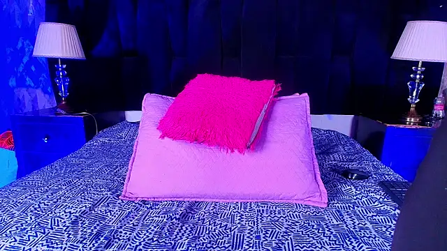 shelsyloreds online show from October 7, 11:58 am