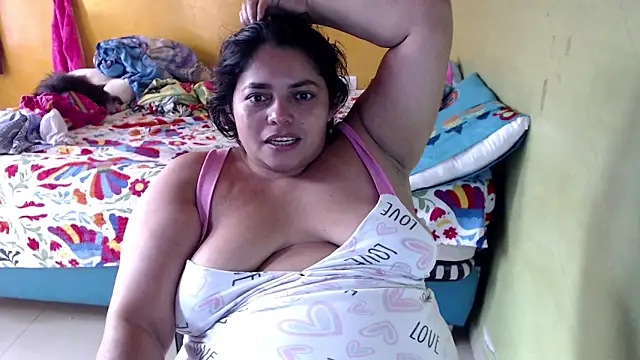 yulieth bbw online show from March 3, 11:49 am