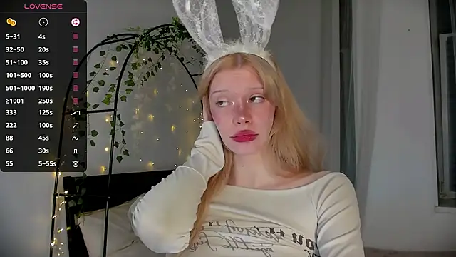 boobsybootie online show from May 21, 9:57 pm