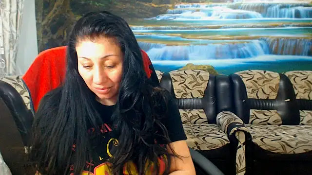 MoistMady online show from March 21, 11:32 pm