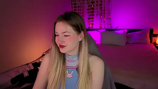 elinanortas online show from April 6, 4:46 am