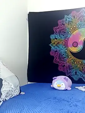 evelyn  salah online show from October 21, 10:14 pm