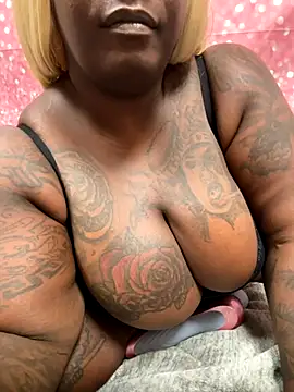 bbwkandi94 online show from November 30, 4:05 am