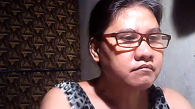 sweetsosie18 online show from April 3, 2:04 pm