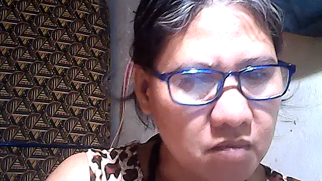 sweetsosie18 online show from July 8, 11:34 am