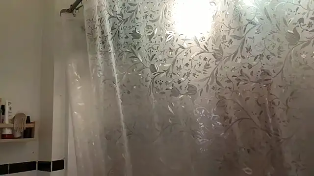 dreamyriri online show from March 28, 1:05 am