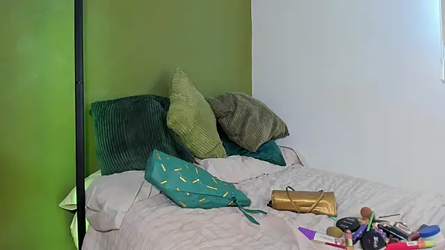 karlye 5 online show from May 15, 9:06 pm
