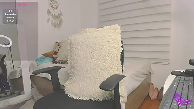 SharonVelvet online show from October 17, 3:04 pm