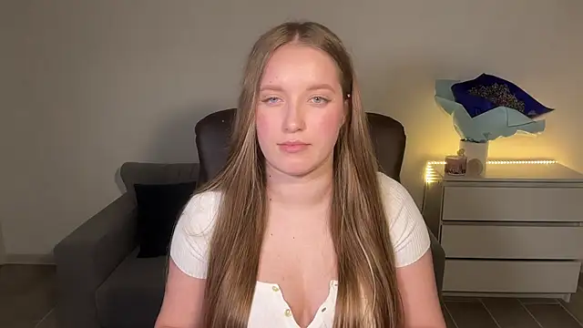 EvaMaddison online show from June 26, 9:16 pm