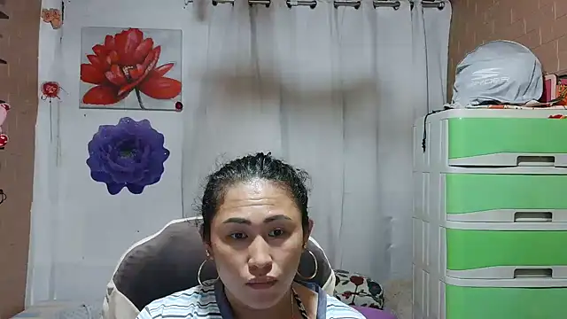 Ugly Filipina online show from May 4, 6:50 am