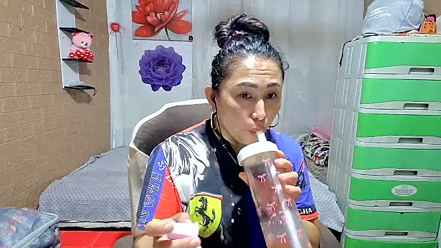 Ugly Filipina online show from May 21, 4:54 am